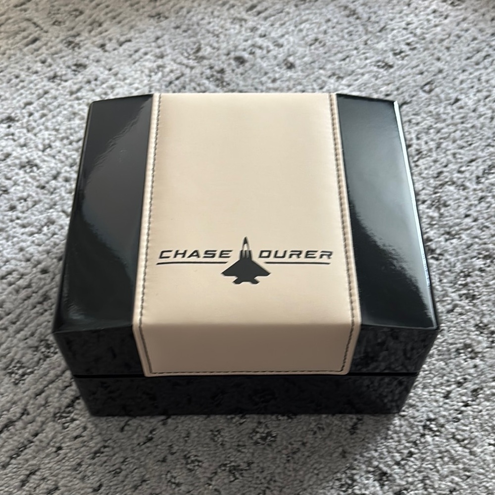 Chase Durer Black and Cream Display Box